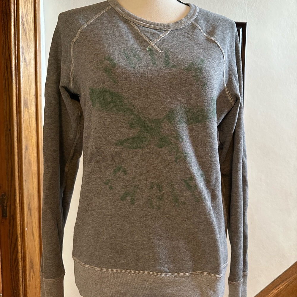 Vintage Style Philadelphia Eagles Raglan Sweatshirt